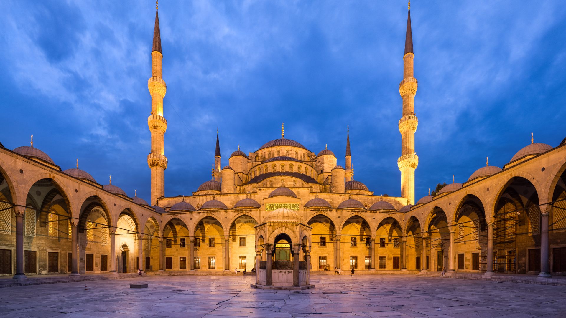 Istanbul Flight Deals